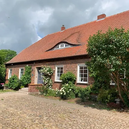 Nussbaumhof Mit Koppel *