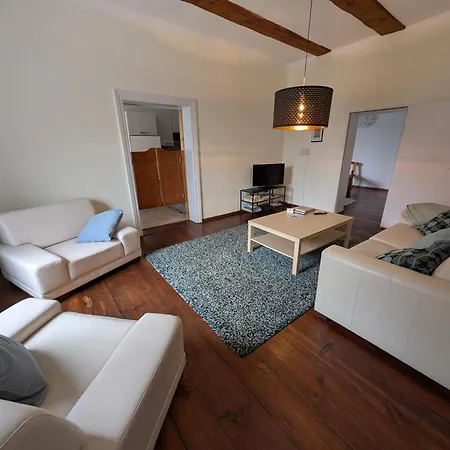 Nussbaumhof Mit Koppel *